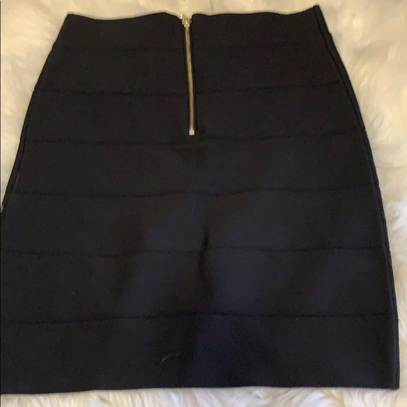 Bebe miniskirt - Picture 2 of 4